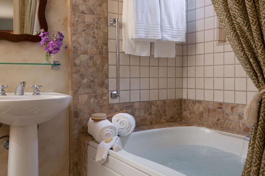 Old Monterey Inn Szoba fotó